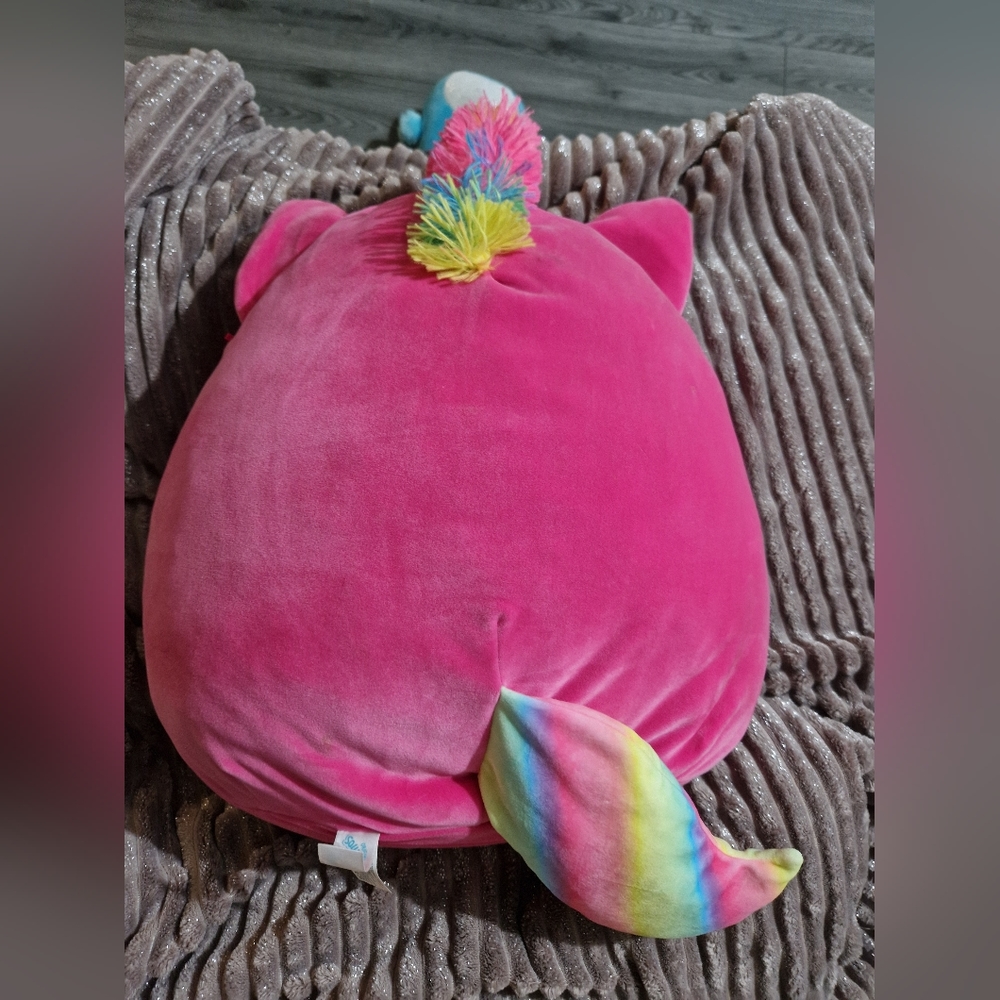 Large pink cat 🐈 squishmallow 20inch - Picture 2 of 3